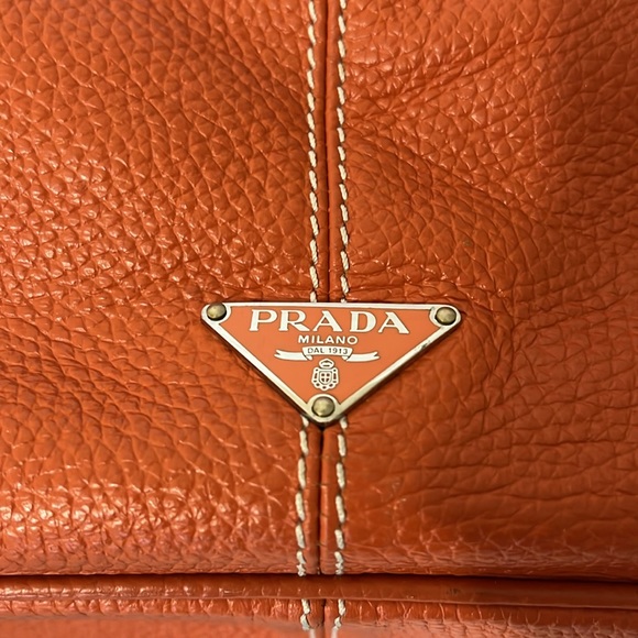 Prada “rare” handbag - Picture 3 of 8
